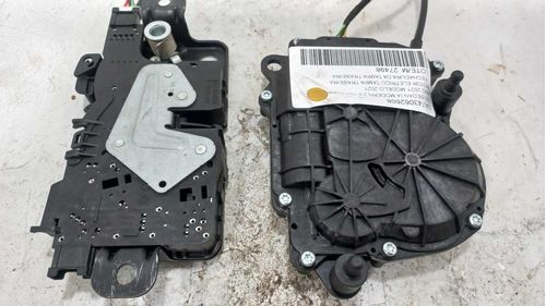 FECHADURA DA TAMPA TRASEIRA BMW 320 2.0 2021