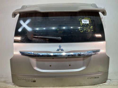 TAMPA TRASEIRA MITSUBISHI PAJERO 2.4 2022